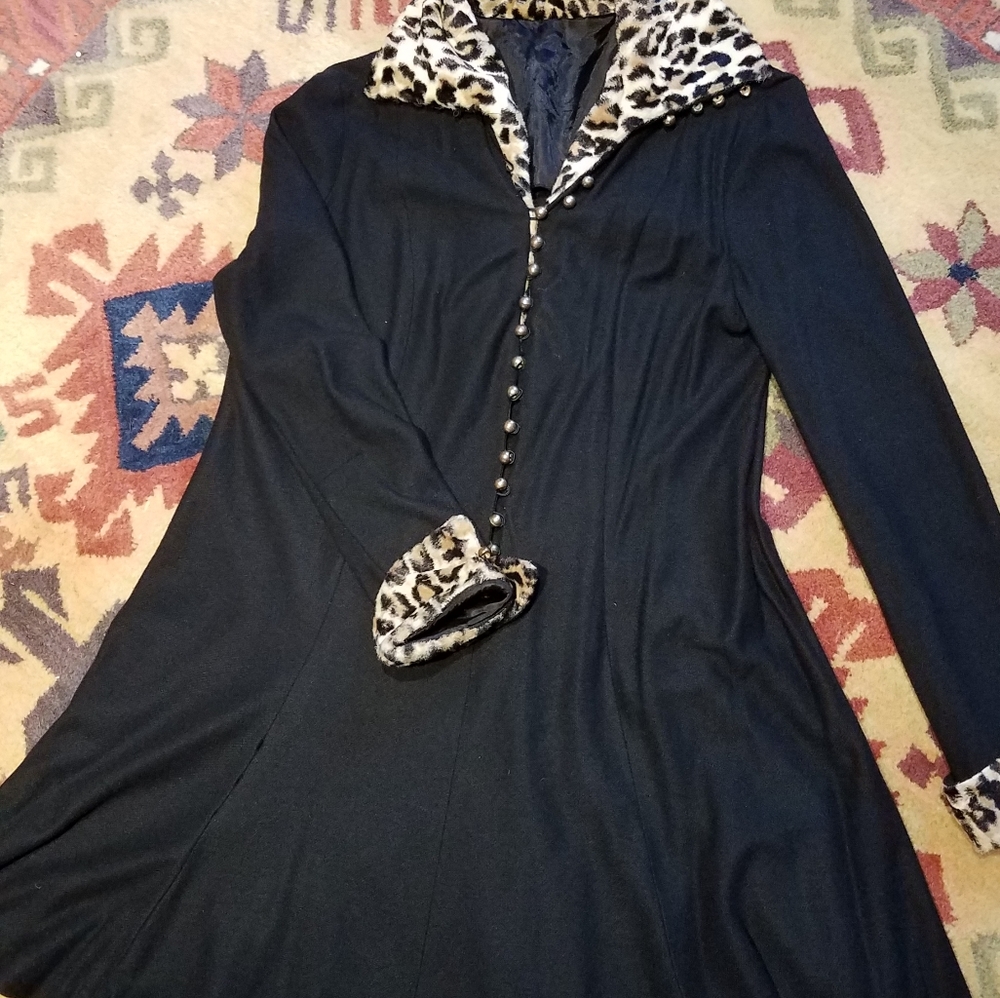 Vintage Black Leopard Trim Dress!